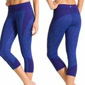 Athleta Honeycomb Connect Crop Sz M